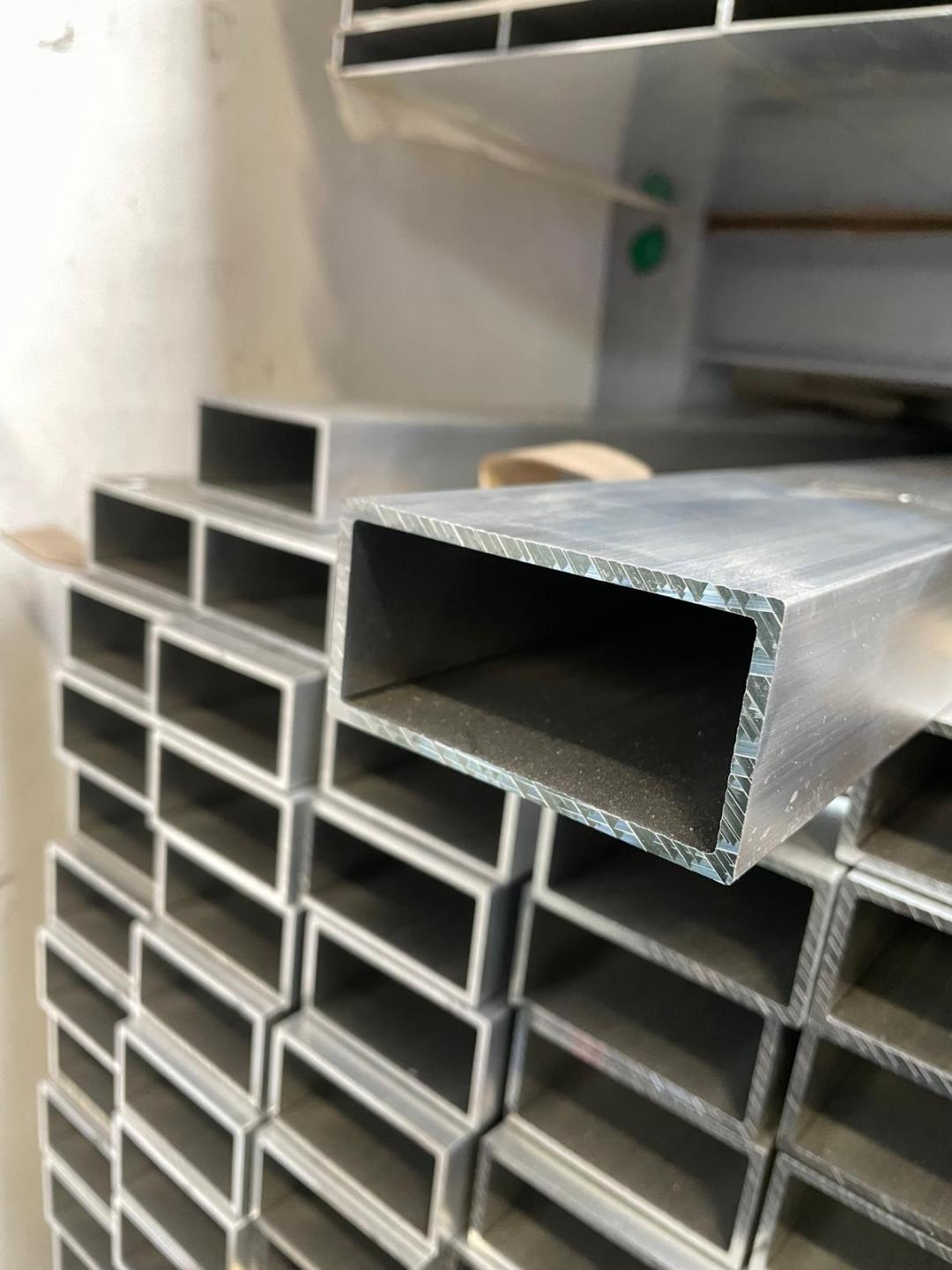 Profil rectangular aluminiu 80x40x3